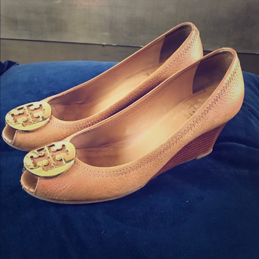 ToryBurch Sally2-Tumbled Leather. RoyalTan/Gold
